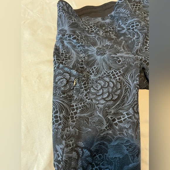 Lululemon Run On Tight (25") - Picture 8 of 10